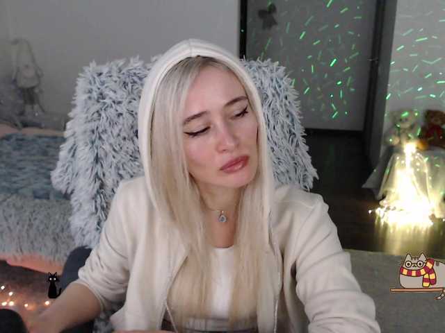 xyliganka777's BongaCams show and profile