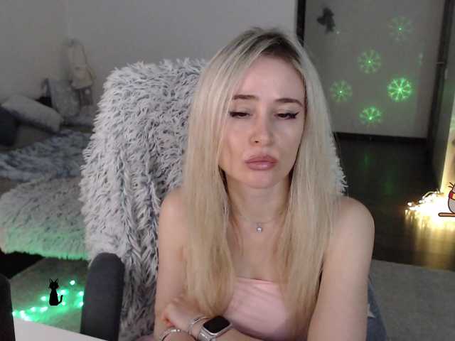 xyliganka777's BongaCams show and profile