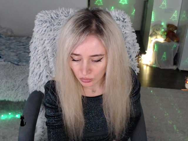 xyliganka777's BongaCams show and profile