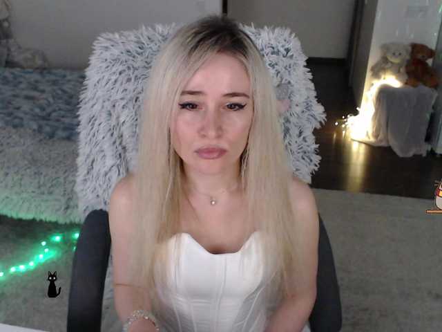 xyliganka777's BongaCams show and profile