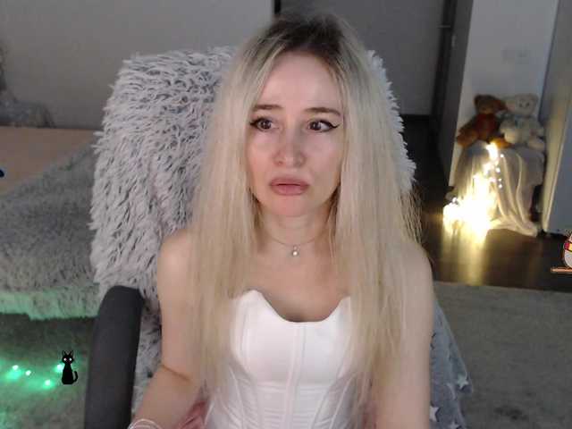 xyliganka777's BongaCams show and profile