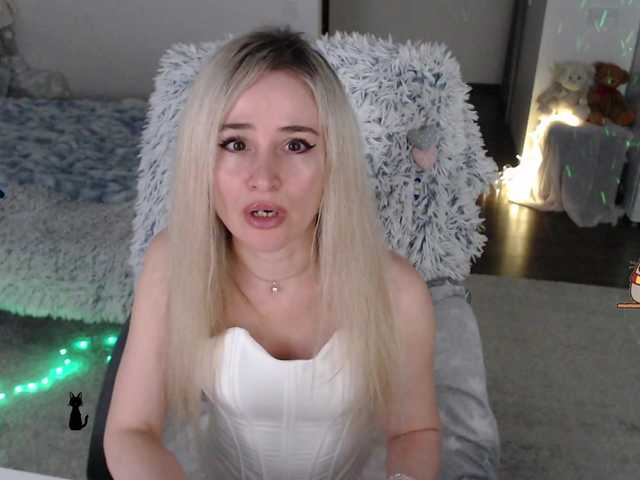 xyliganka777's BongaCams show and profile