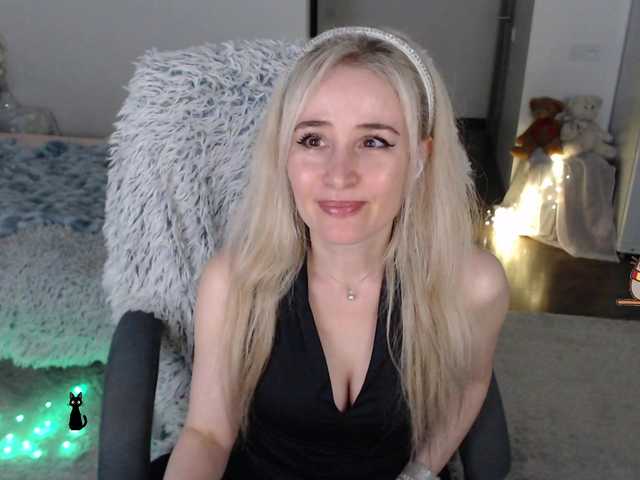 xyliganka777's BongaCams show and profile