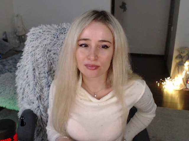 xyliganka777's BongaCams show and profile