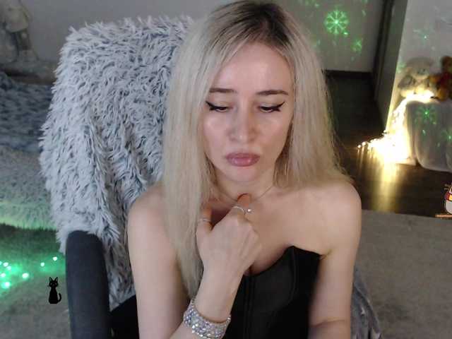 xyliganka777's BongaCams show and profile