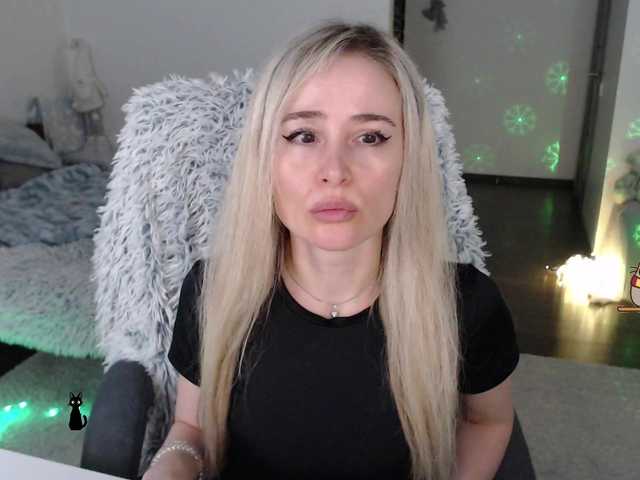 xyliganka777's BongaCams show and profile