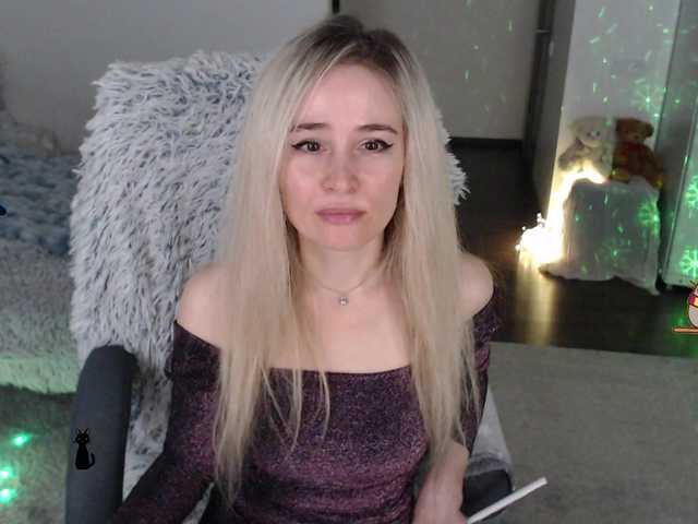 xyliganka777's BongaCams show and profile