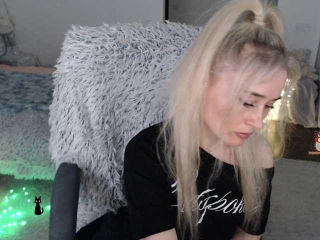 xyliganka777's BongaCams show and profile