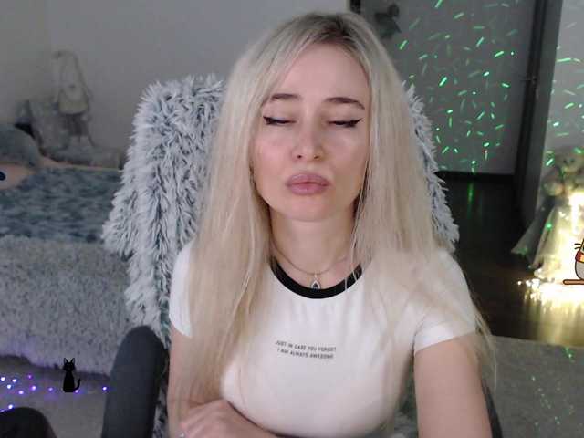 xyliganka777's BongaCams show and profile
