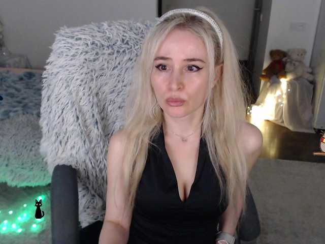 xyliganka777's BongaCams show and profile