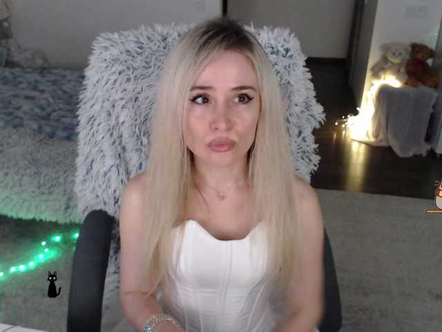 xyliganka777's BongaCams show and profile