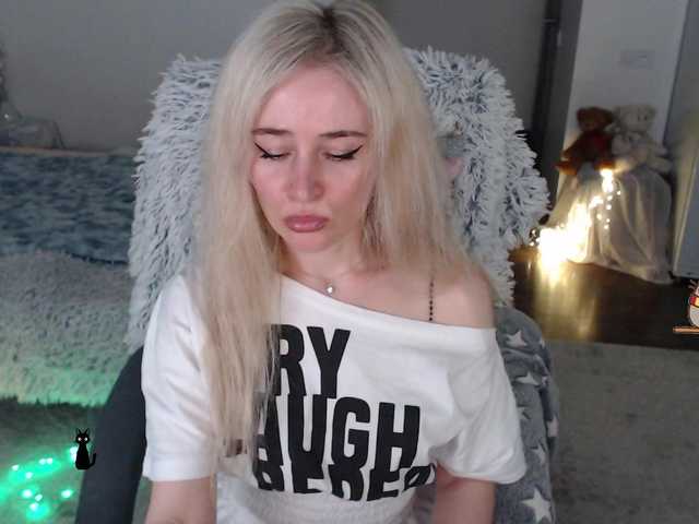 xyliganka777's BongaCams show and profile