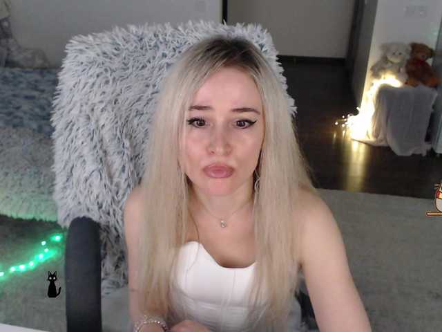 xyliganka777's BongaCams show and profile