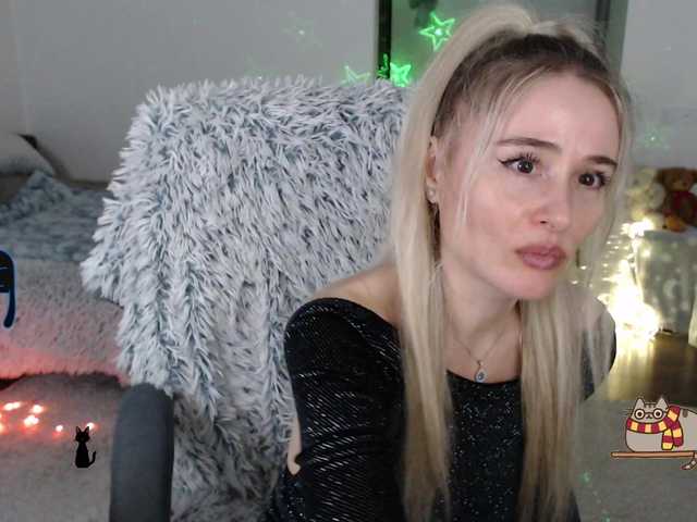 xyliganka777's BongaCams show and profile
