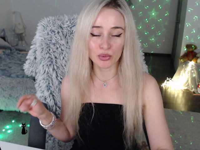 xyliganka777's BongaCams show and profile