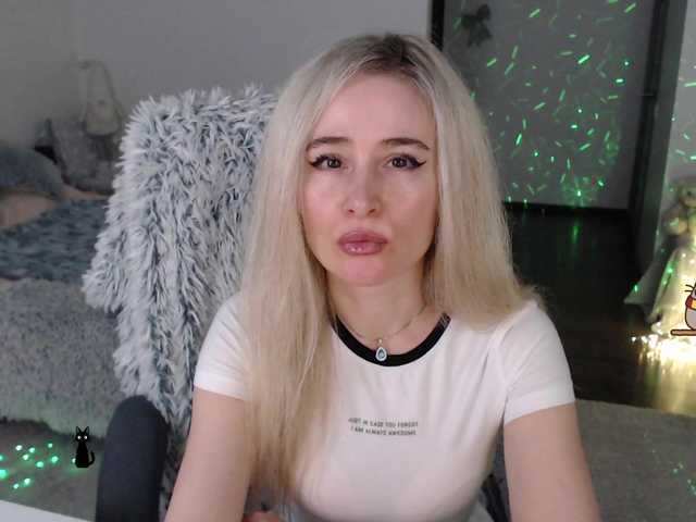 xyliganka777's BongaCams show and profile