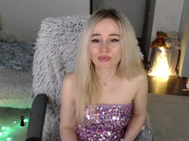 xyliganka777's BongaCams show and profile
