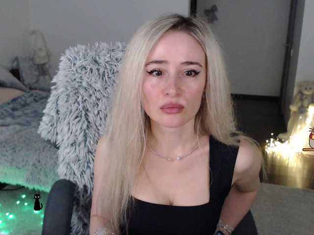 xyliganka777's BongaCams show and profile