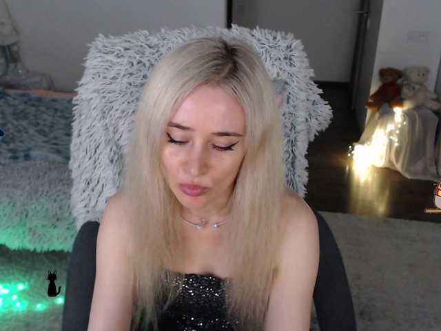 xyliganka777's BongaCams show and profile