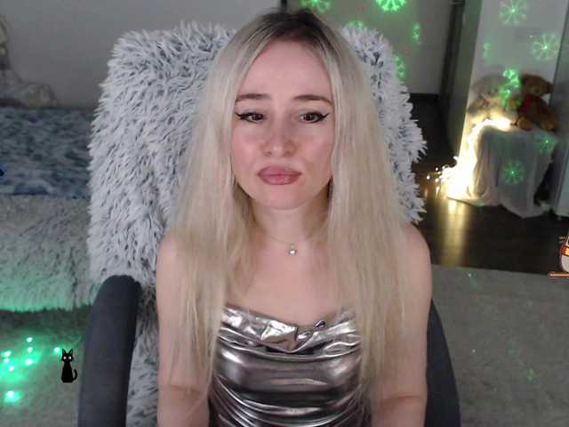 xyliganka777's BongaCams show and profile