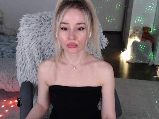 xyliganka777's BongaCams show and profile