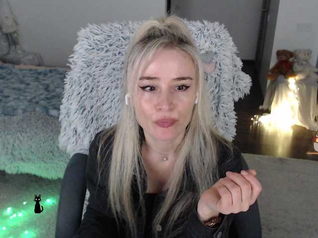 xyliganka777 live cam