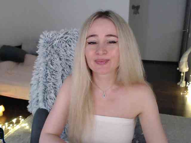 xyliganka777's webcam live show