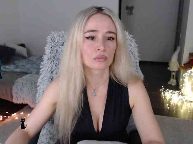 xyliganka777's webcam live show