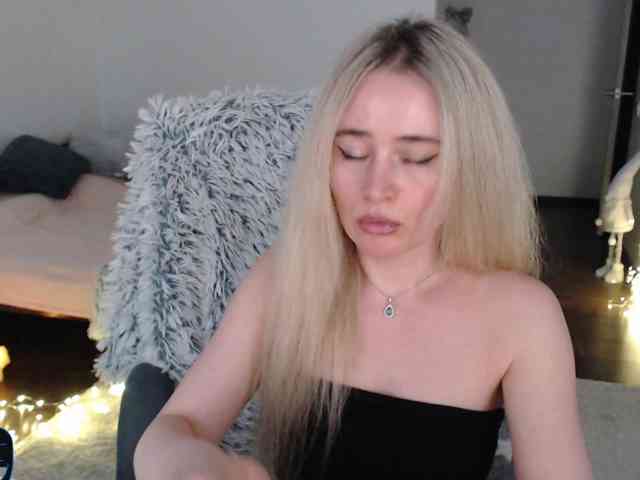 xyliganka777 Live Webcam on BongaCams