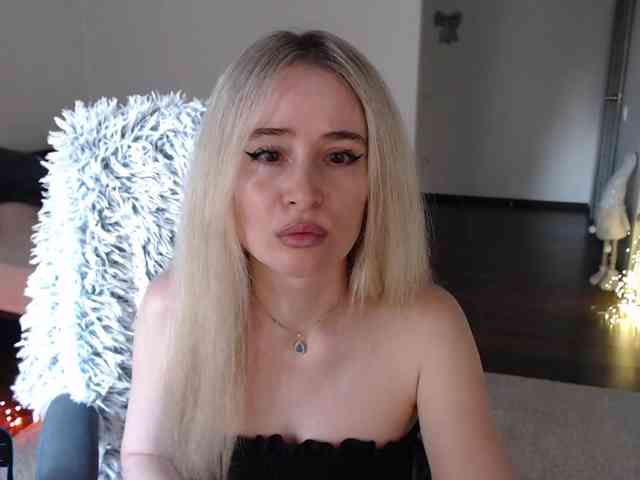 xyliganka777 Live Webcam on BongaCams