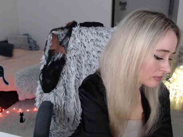 xyliganka777 Live Webcam on BongaCams