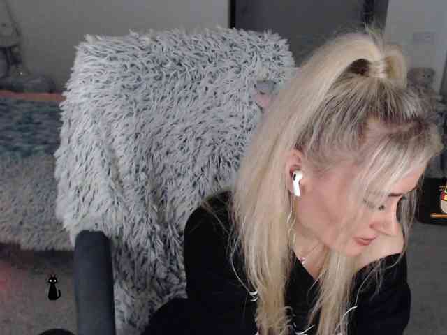 _Xyliganka777_ webcam