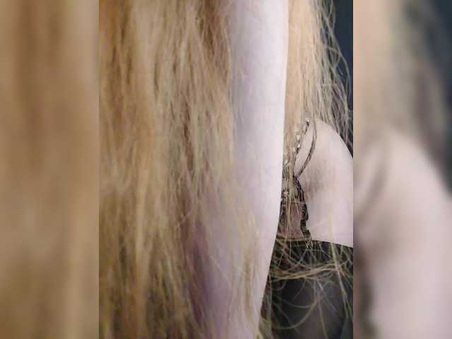 medovaja's BongaCams show and profile