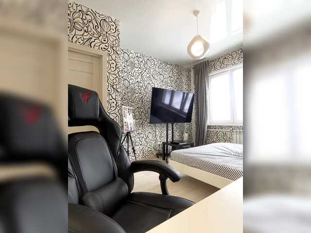 nad1ne's BongaCams show and profile