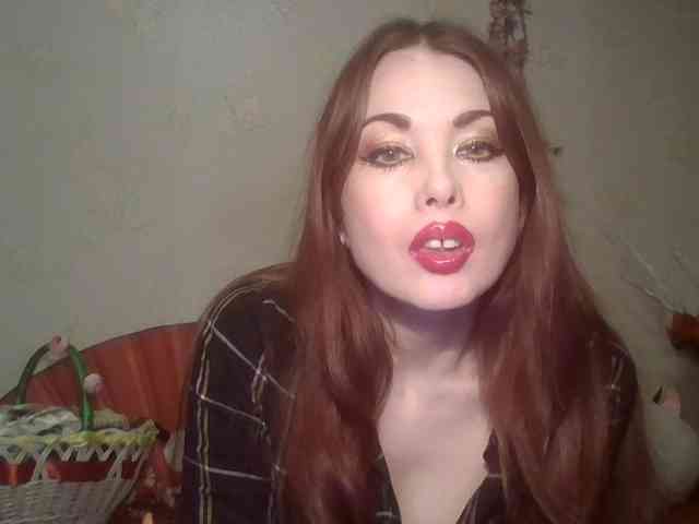 alanaastra Live Webcam on BongaCams
