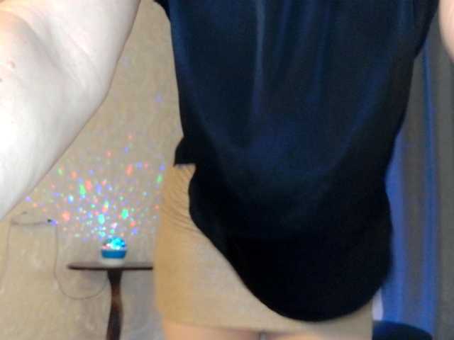 Elenaza1001's BongaCams show and profile