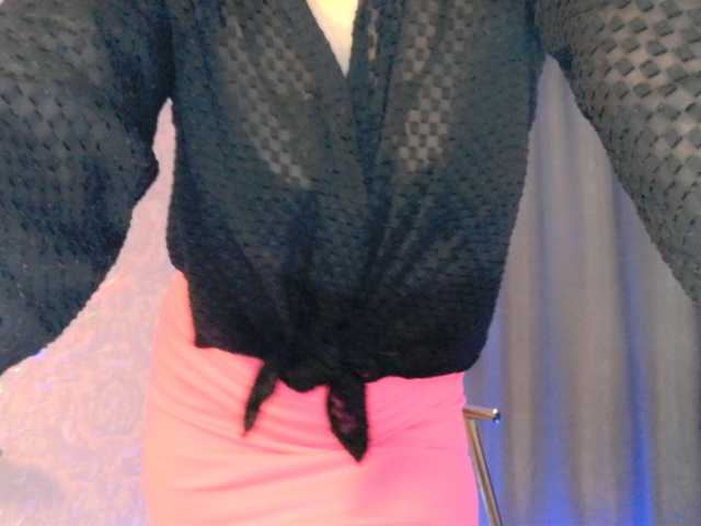 Elenaza1001's BongaCams show and profile