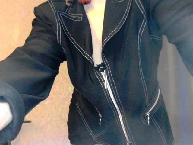 Elenaza1001's BongaCams show and profile