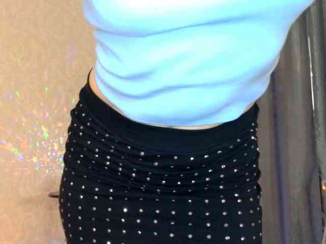 Elenaza1001 Live Webcam on BongaCams