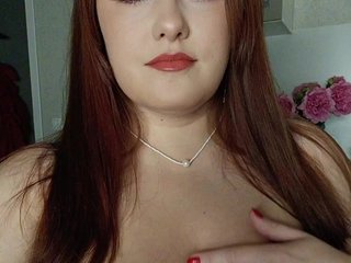 LaraMoon Porn Show