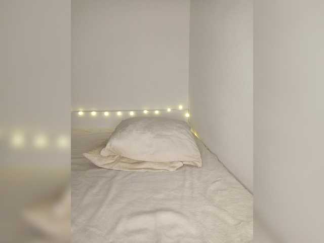  yourXgirl- chat room