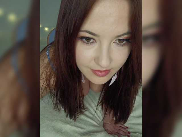 yourXgirl-'s BongaCams show and profile