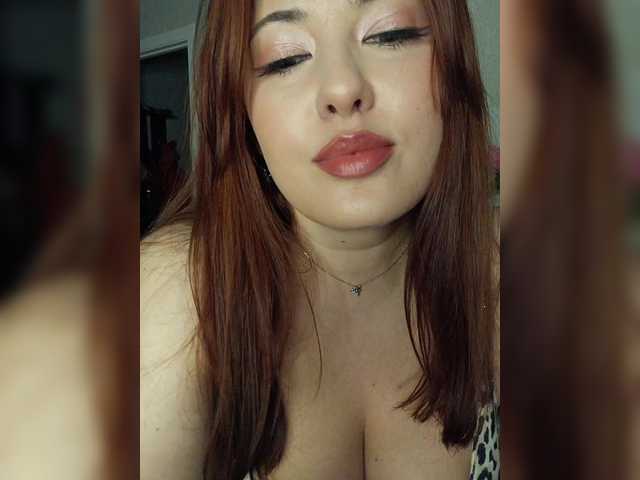  yourXgirl- chat room
