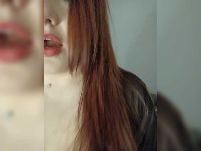 yourXgirl-'s BongaCams show and profile