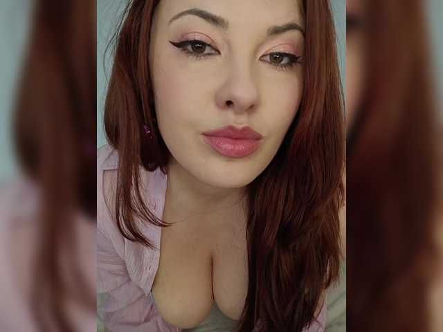 yourXgirl-'s BongaCams show and profile