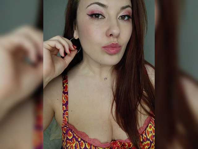 yourXgirl-'s BongaCams show and profile