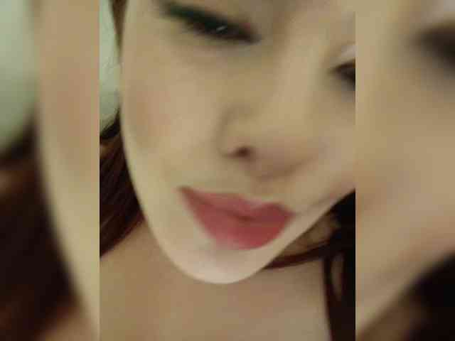 LaraMoon webcam