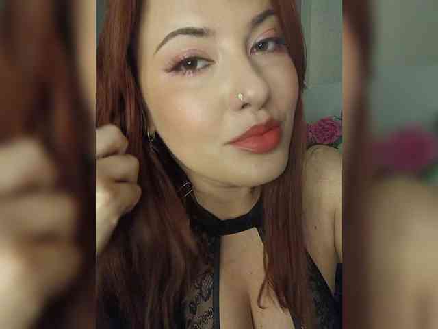 LaraMoon webcam