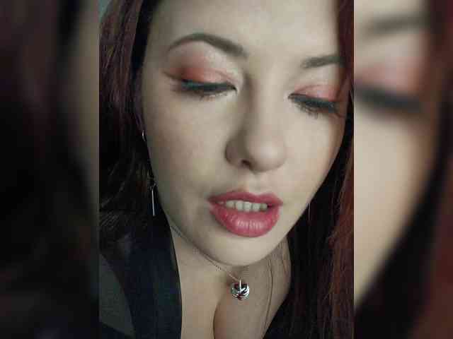 LaraMoon webcam