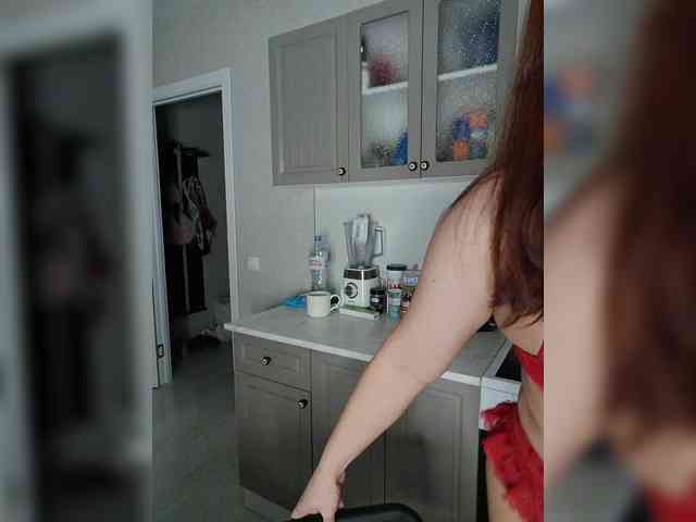 LaraMoon webcam